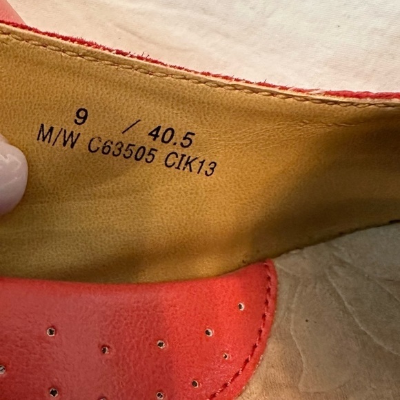 Women’s b.o.c. Cork Wedges, Coral Leather Size 9 - Picture 6 of 16